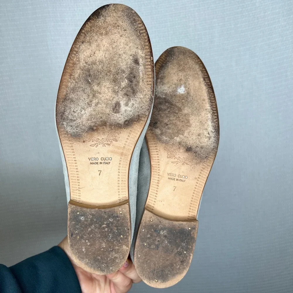 Del Toro Women's‎ Size 7 Gray Suede Flamingo Embroidered Loafers Flats Shoes